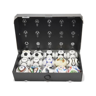 Conjunto de Balones Historical Pro Copa Mundial de la FIFA&trade;