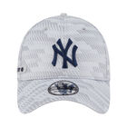New Era Mlb25 Ch 3930 New York Yankees Dgrotc image number null