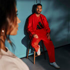 Playera Essentials Logo Grande image number null