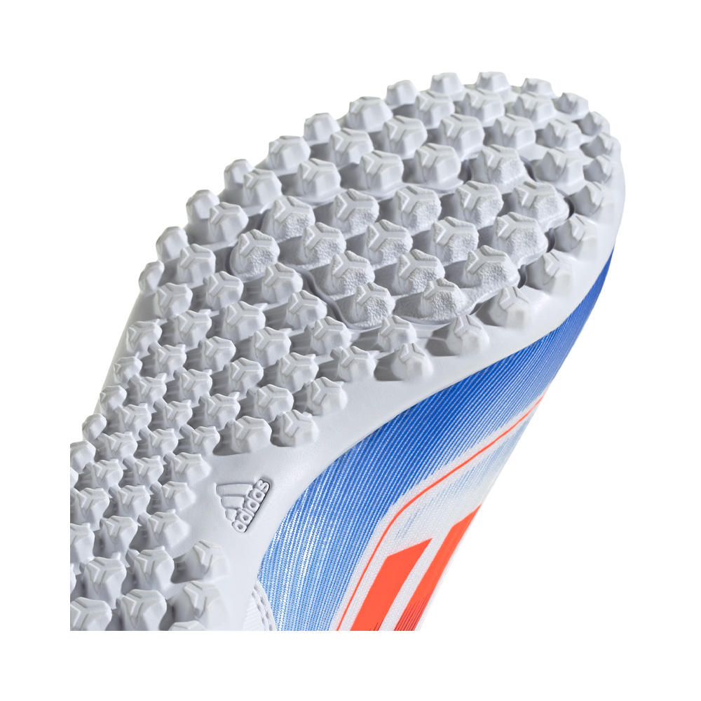 Adidas Tacos De Futbol F50 Club Pasto Sintetico image number null