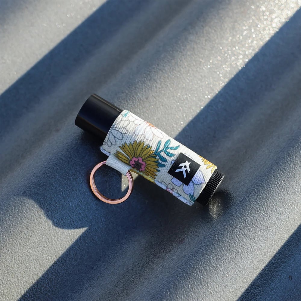 Thread Blossom Lip Balm Holder image number null