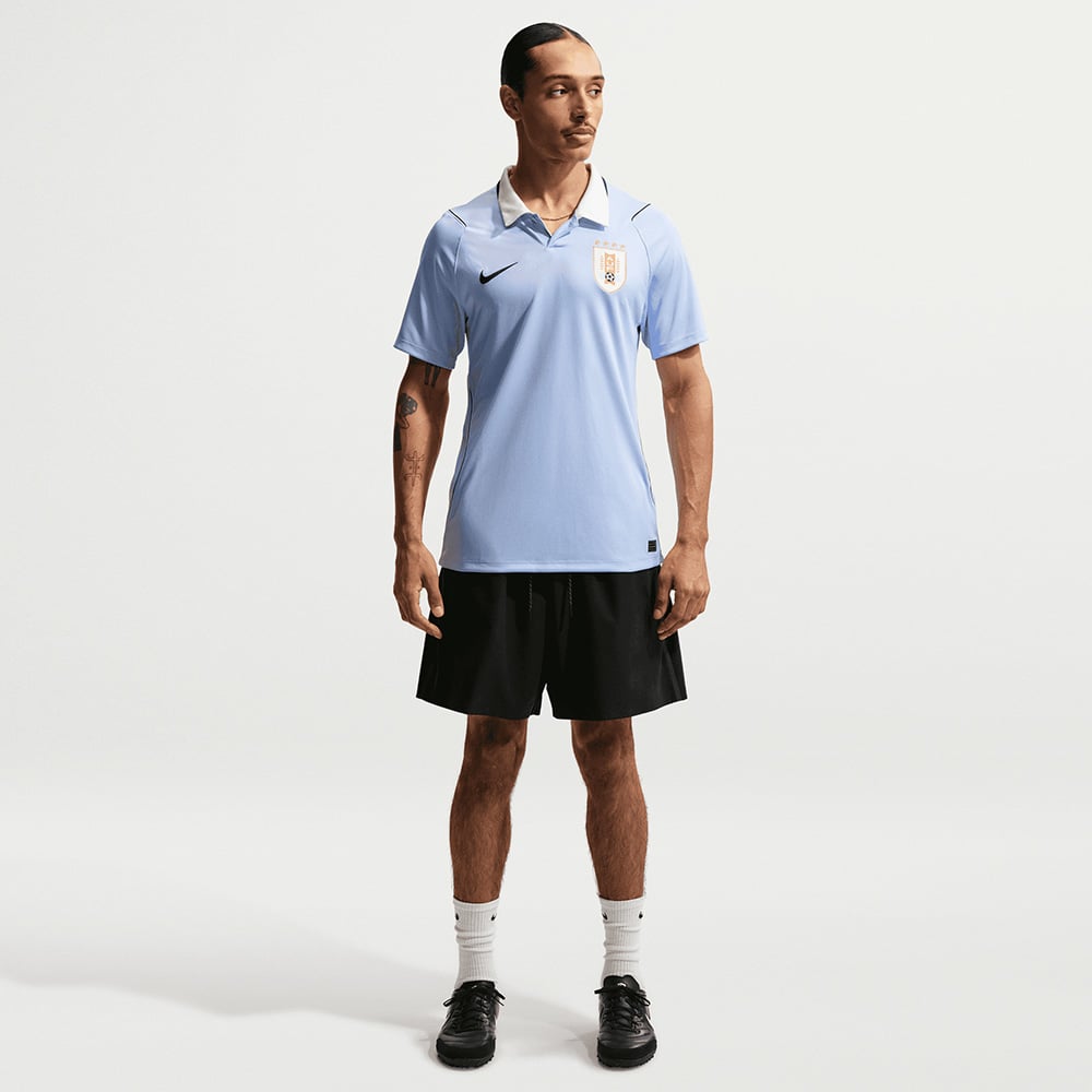 Jersey de F&uacute;tbol Nike Uruguay Local Dri-FIT R&eacute;plica 2026 image number null