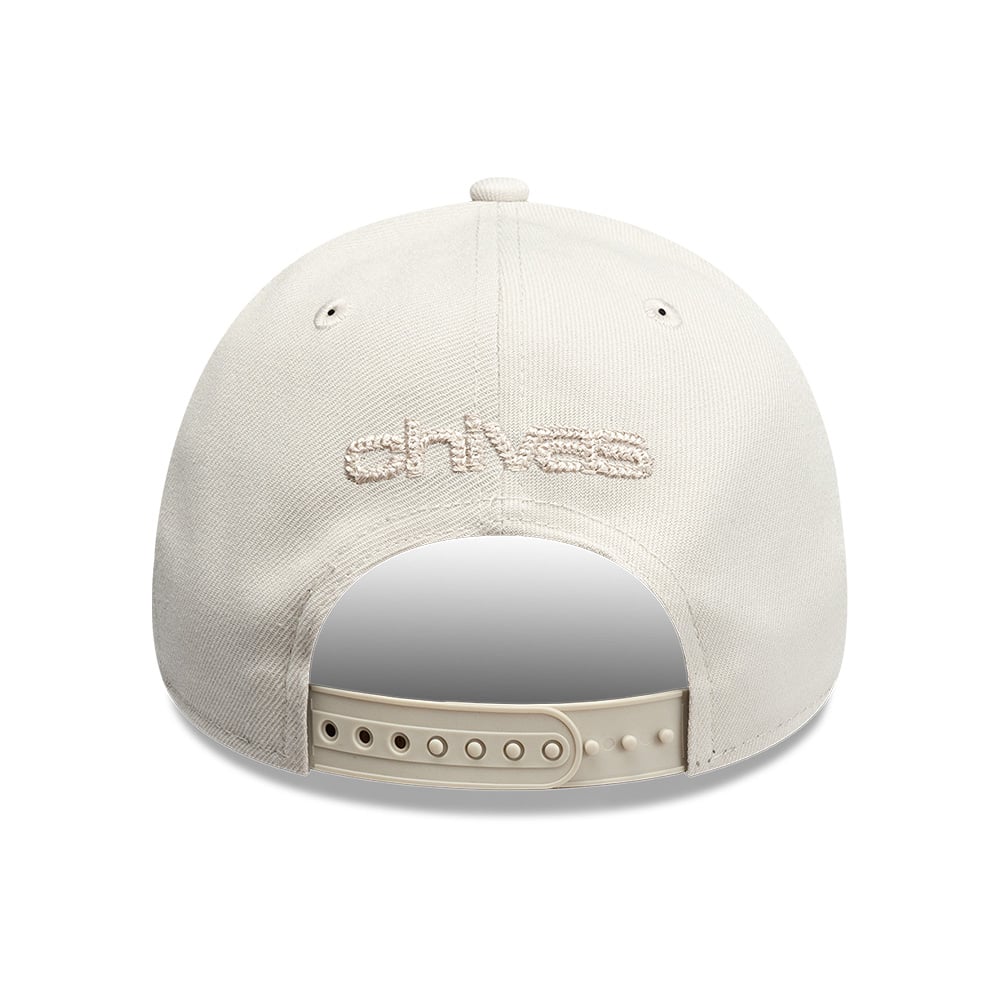New Era 940 Mc Lmx Basic 2025Chivas image number null