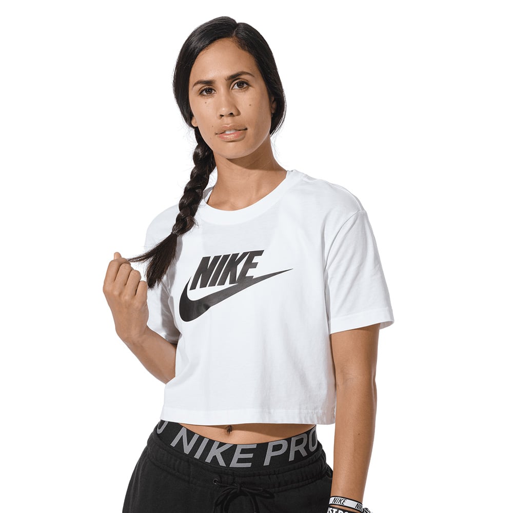 Playera Nike Sportswear Essential image number null