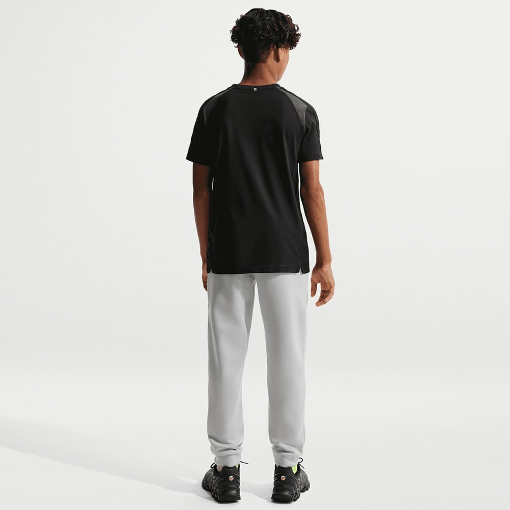 Nike K Nsw City Utility Ss Top image number null