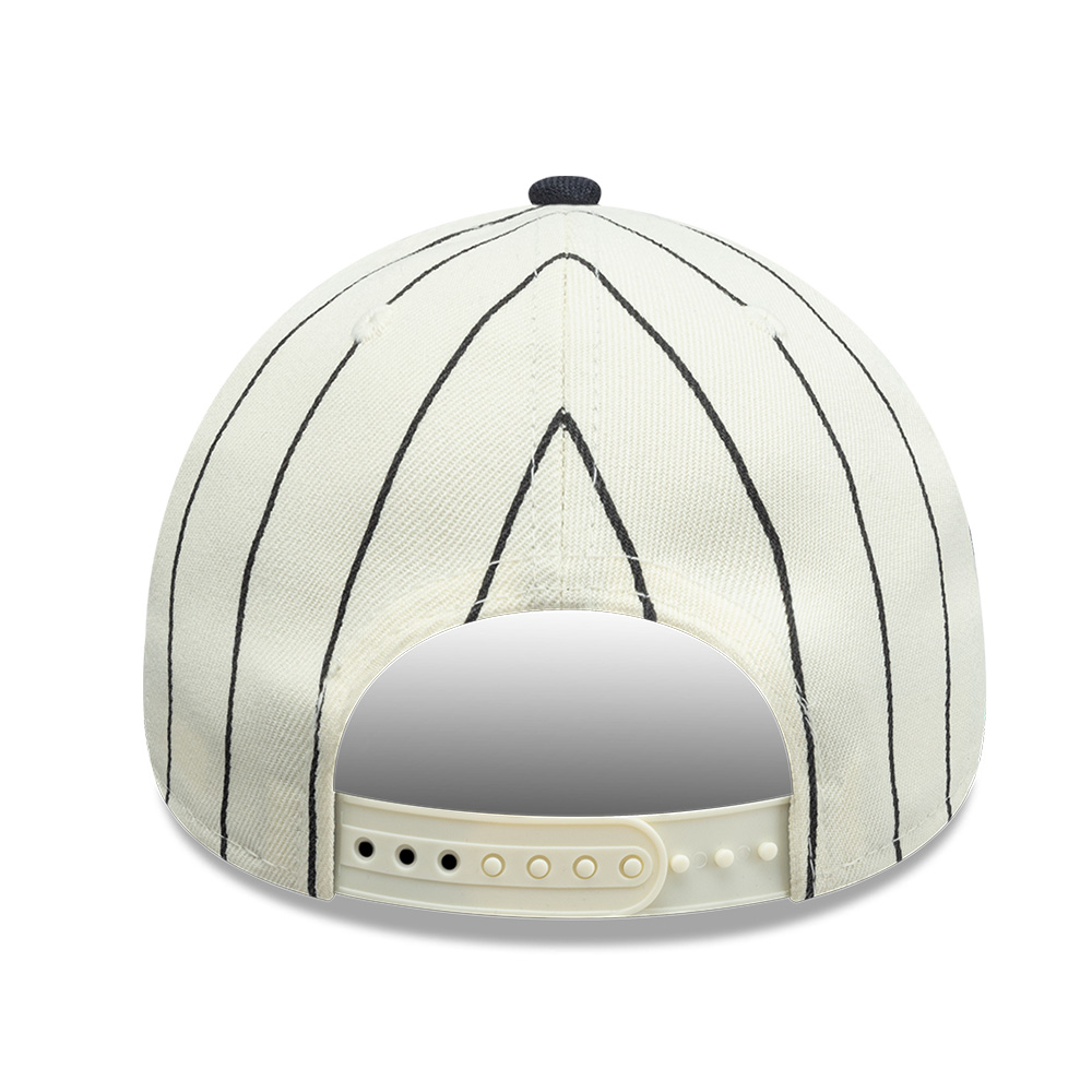 New Era 940 Lmx Retro Pnstrp Pumas image number null