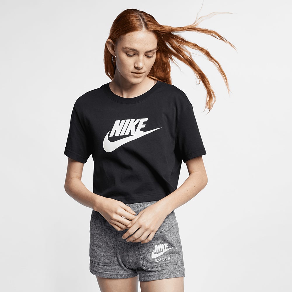 Playera Nike Sportswear Essential image number null