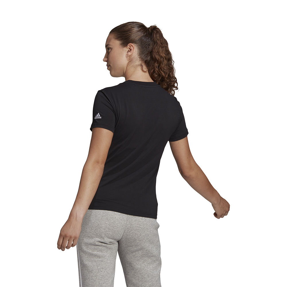 Adidas Playera Loungewear Essentials Logo Ajustada image number null