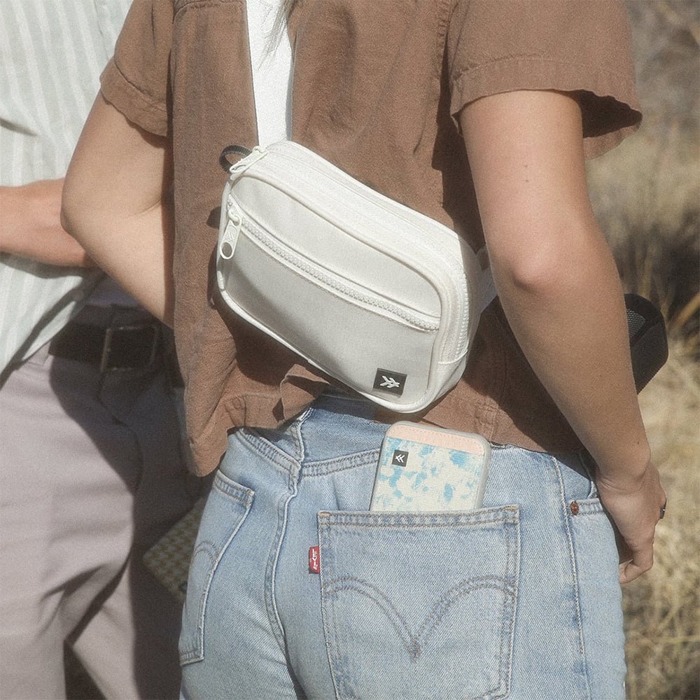 Thread Offfanny Pack image number null