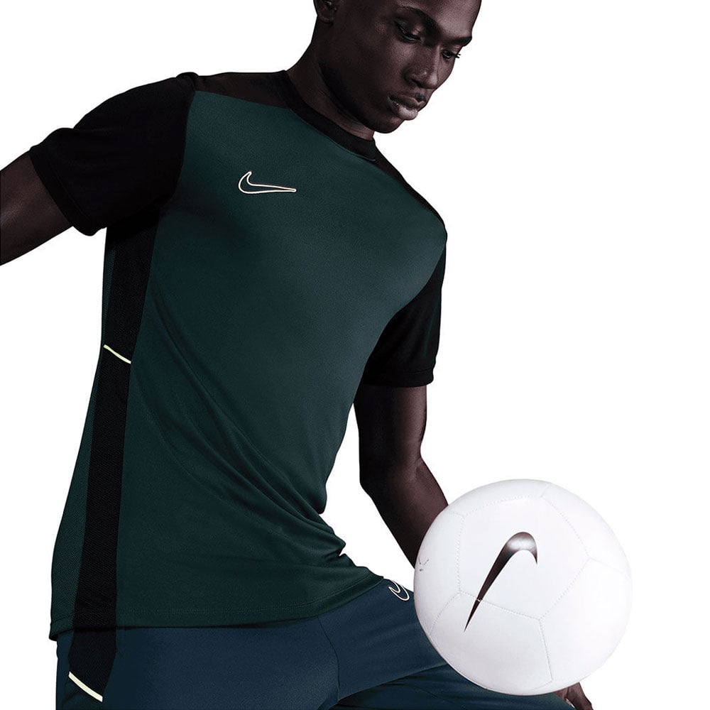 Playera de F&uacute;tbol Nike Academy Dri-FIT Verde 
