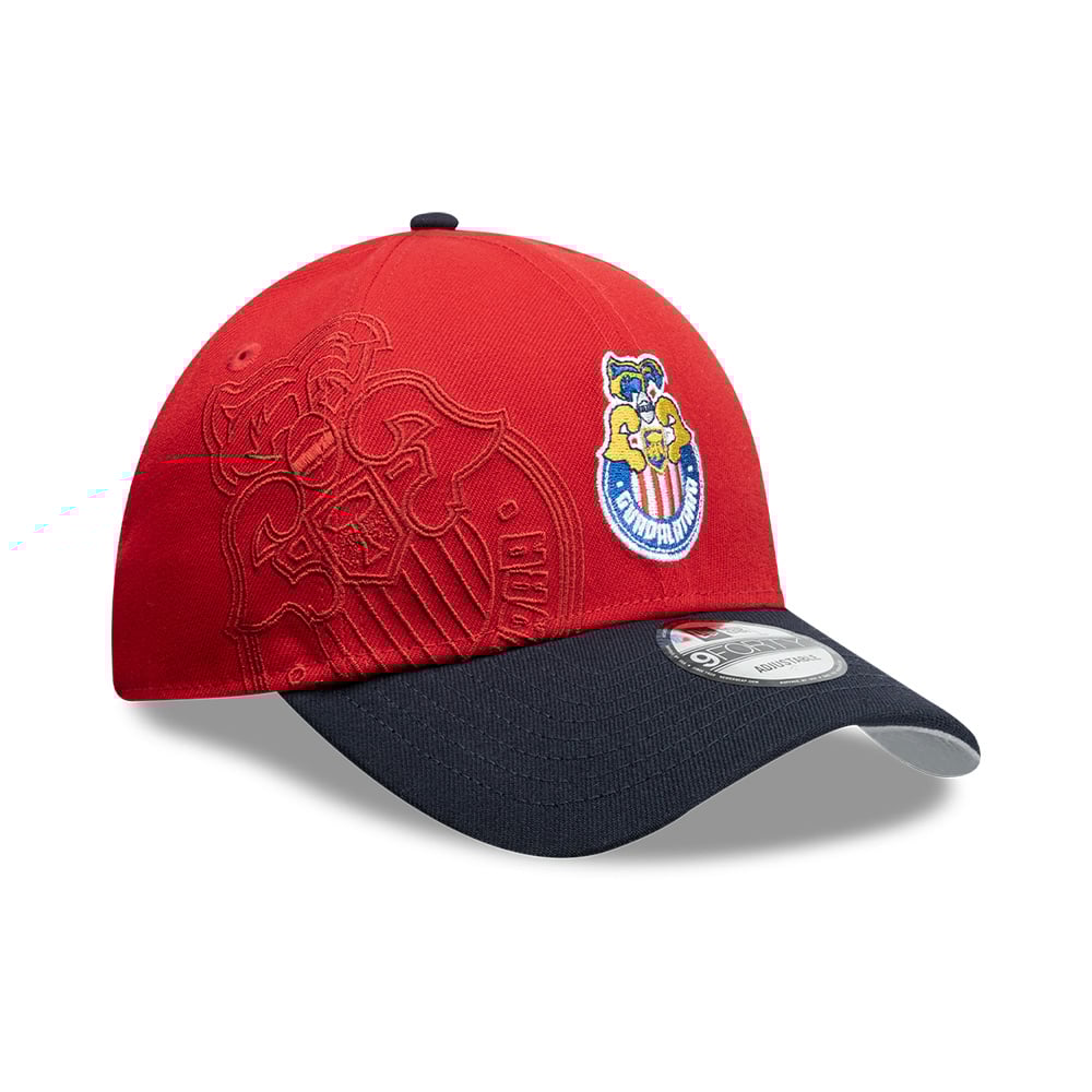 New Era 940 Lmx Crwn Logo Chivas image number null